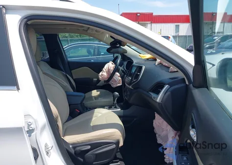 2018 Jeep Cherokee Limited 4X4 z USA, uszkodzony, nr VIN 1C4PJMDX3JD546408